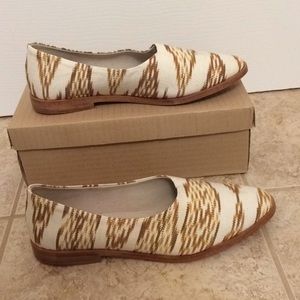 *NWOT* Osborn Linen Print Flat